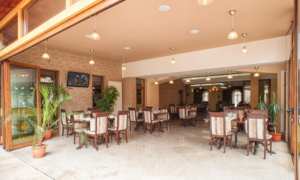 Pension La Fontana 바이아마레 외부 사진